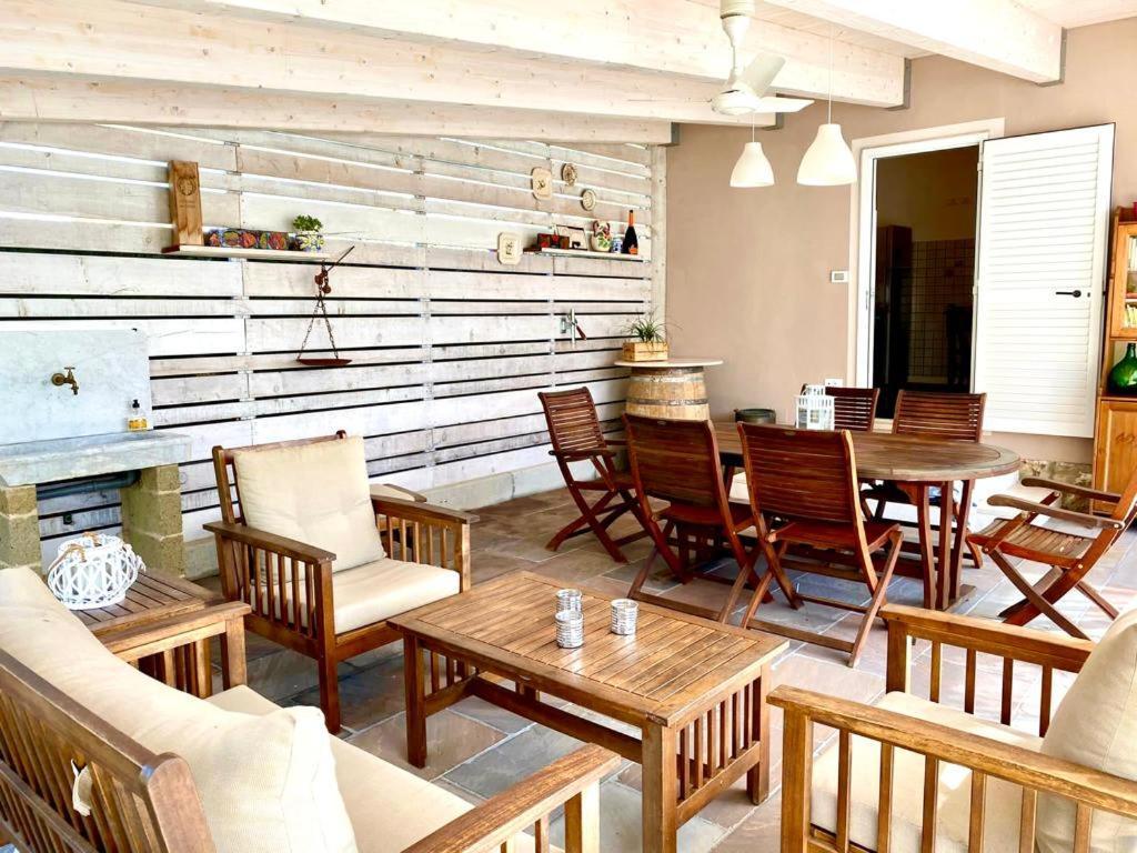 卡麦奥雷Casa Vittoria别墅 外观 照片