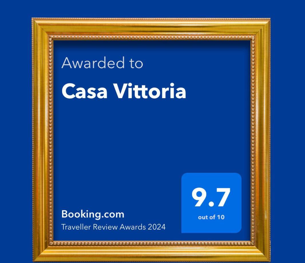 卡麦奥雷Casa Vittoria别墅 外观 照片
