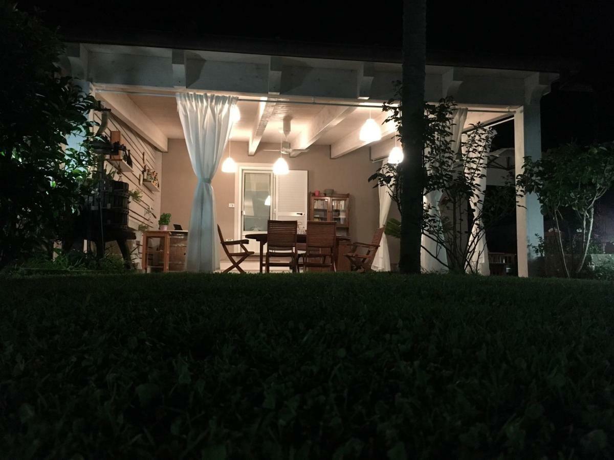卡麦奥雷Casa Vittoria别墅 外观 照片