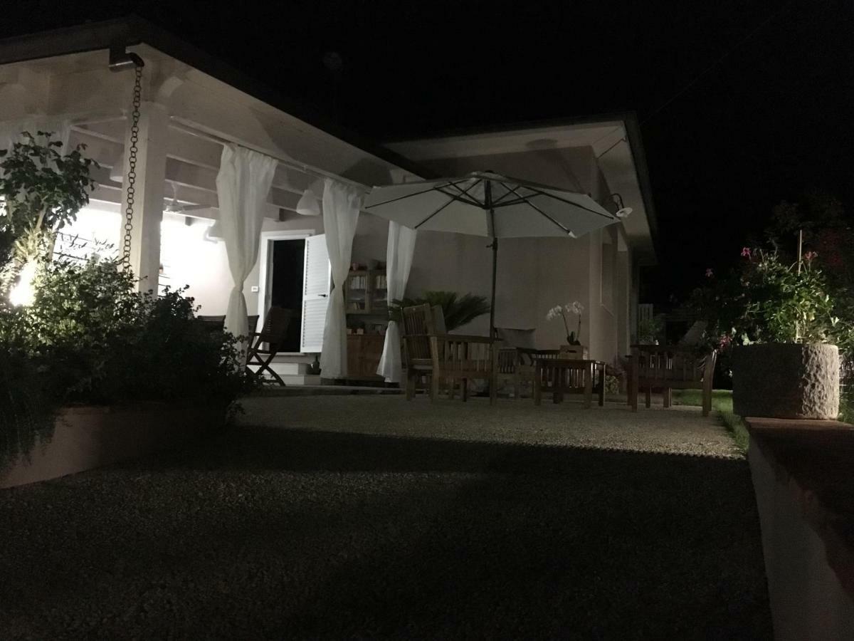 卡麦奥雷Casa Vittoria别墅 外观 照片